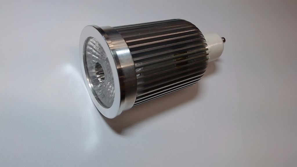 LED lamp 115/220V 7.5W GU10