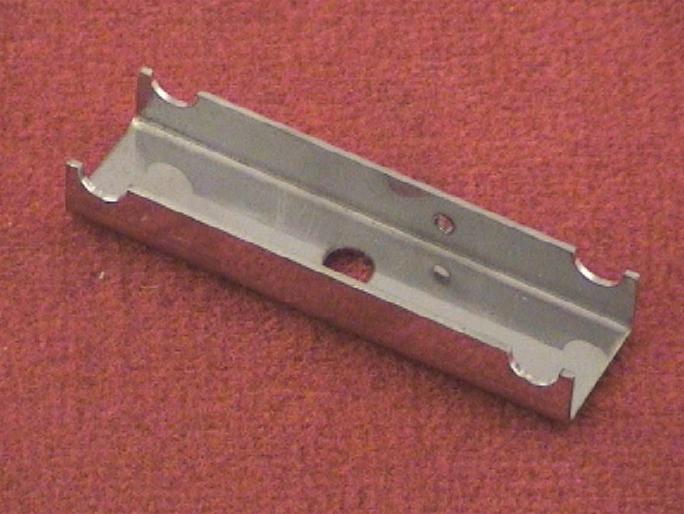Disconnection clamp r/h-side cosmic