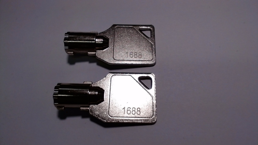 Key set of 2 round YES 1688