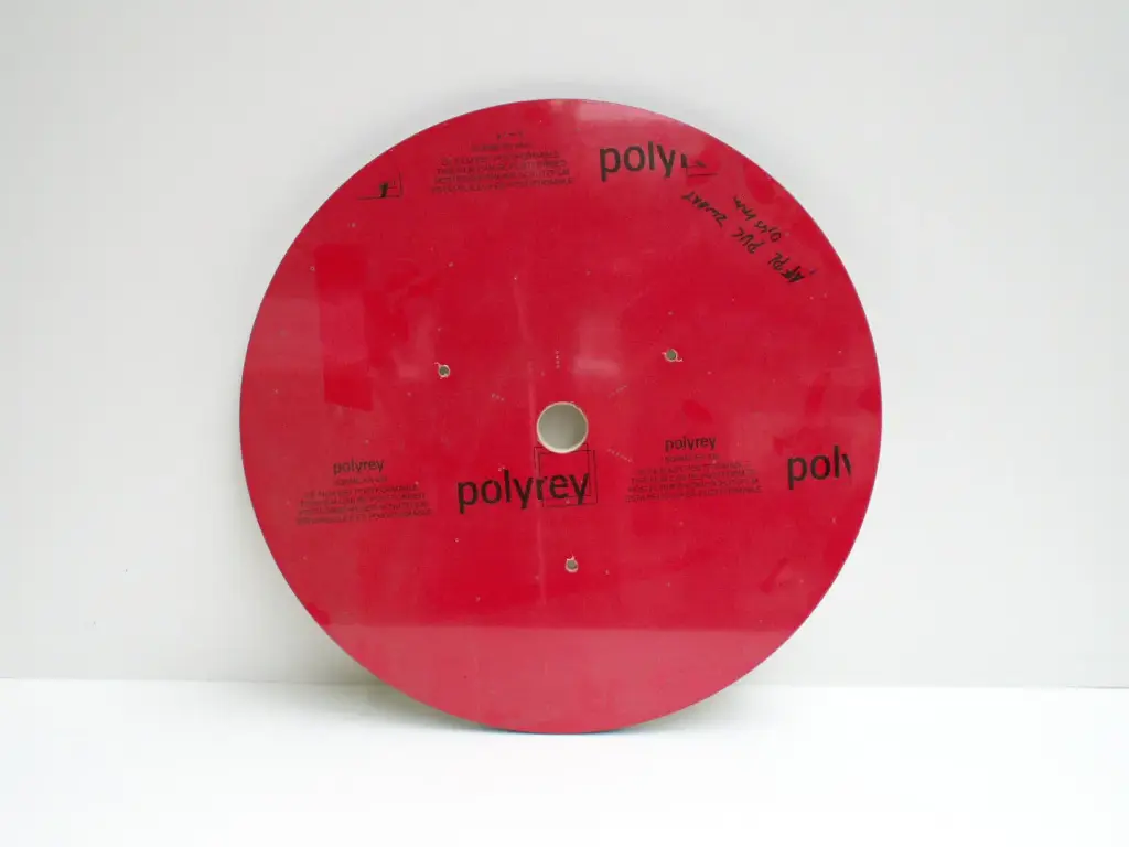 Disc carrousel pusher