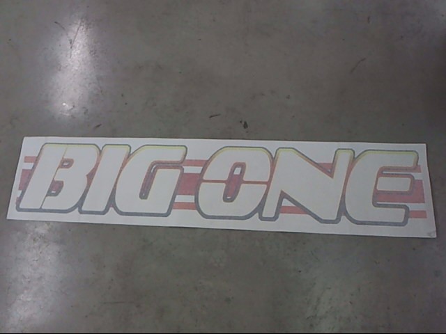 Decal front top 'Big One'