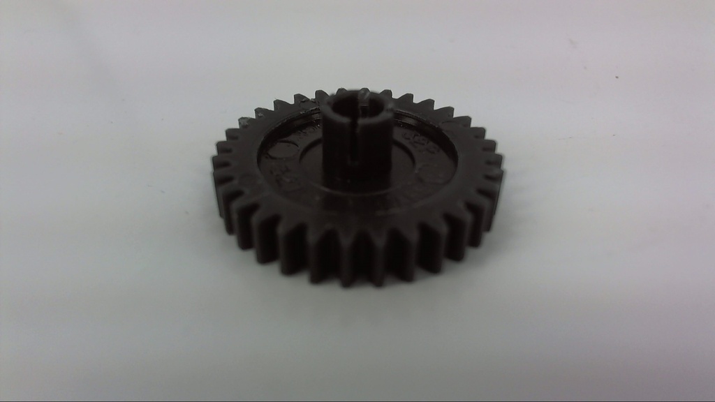 Gear - spur. split hub