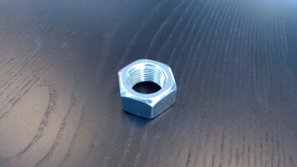 Nut DIN 934 M20 P1.5