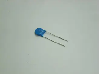 [1162-00275] Varistor 275V